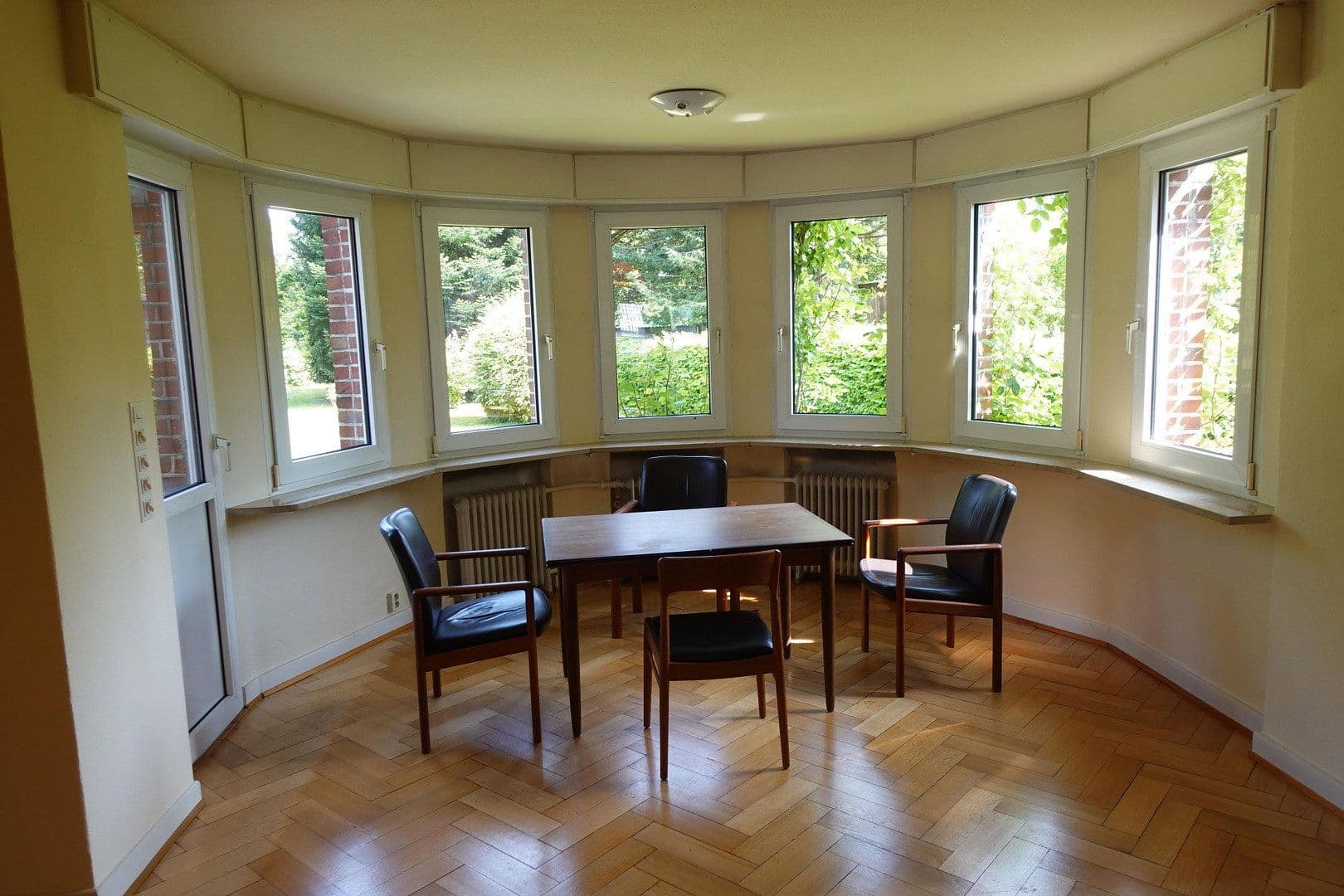 Prodej domu 170 m², pozemek 1.293 m², Hamburg, Hamburg Prodej domu 170 m², pozemek 1.293 m², Hamburg, Hamburg