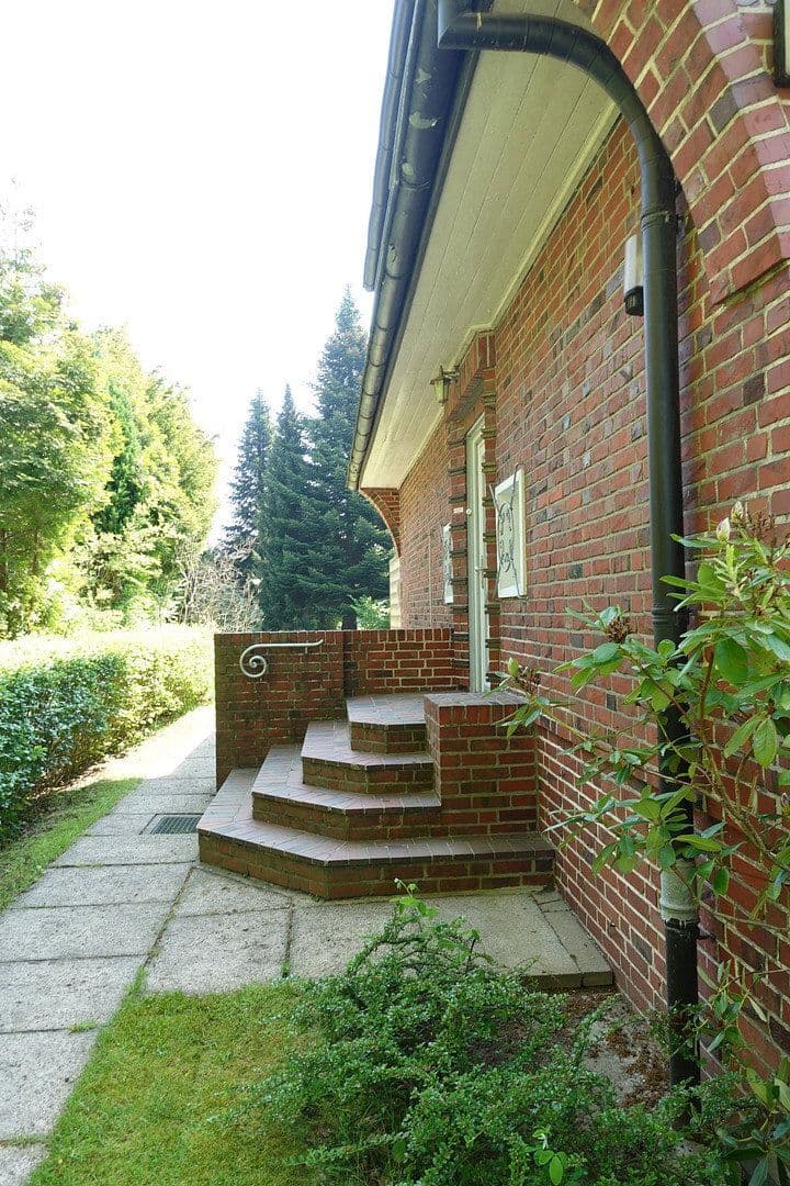 Prodej domu 170 m², pozemek 1.293 m², Hamburg, Hamburg Prodej domu 170 m², pozemek 1.293 m², Hamburg, Hamburg