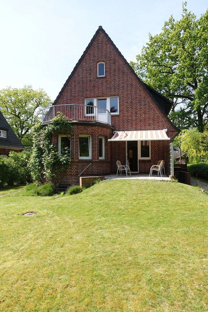 Prodej domu 170 m², pozemek 1.293 m², Hamburg, Hamburg Prodej domu 170 m², pozemek 1.293 m², Hamburg, Hamburg