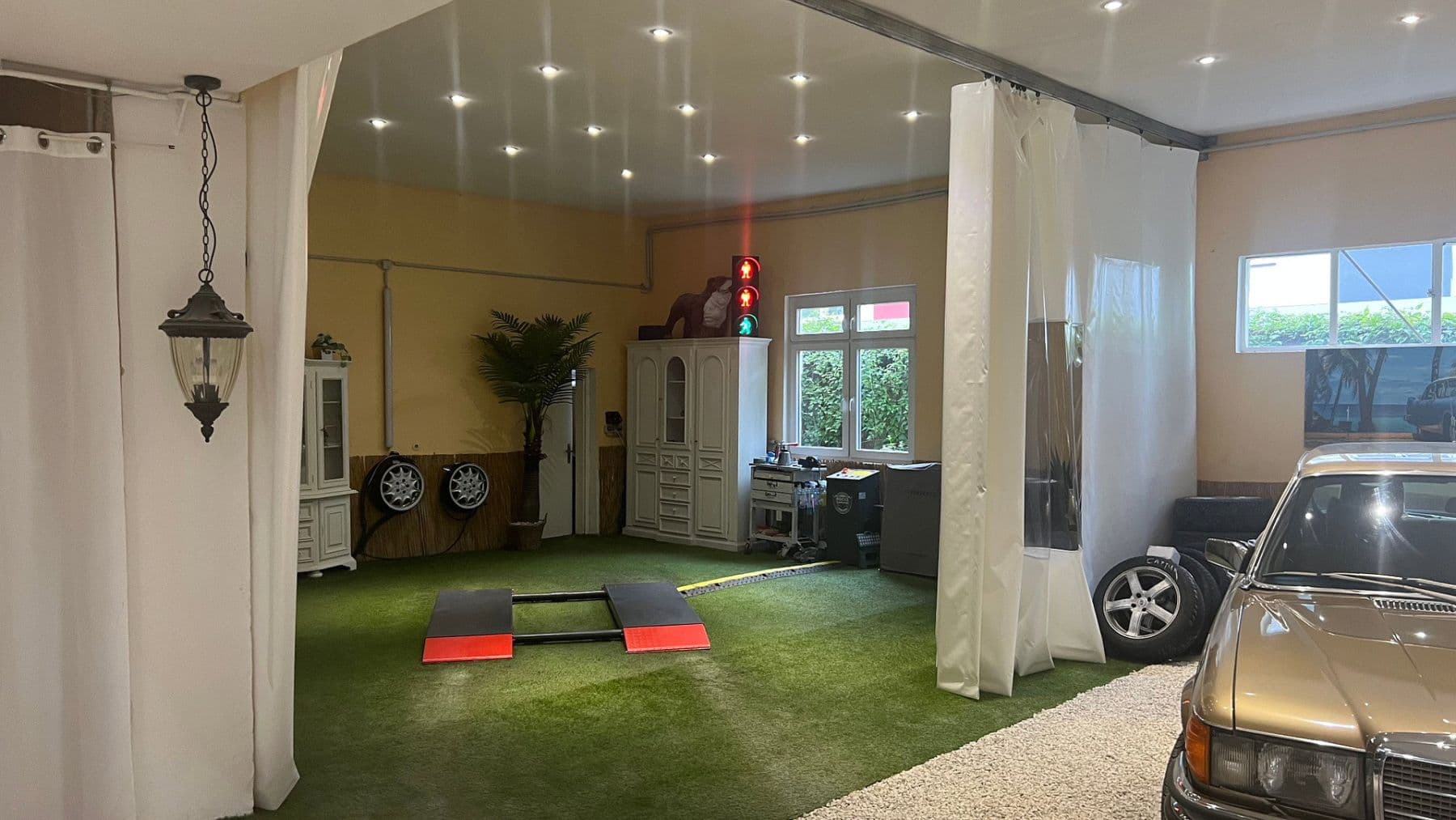 Prodej nebytového prostoru 650 m², Düsseldorfer Straße 65, Wuppertal, Severní Porýní-Vestfálsko Prodej nebytového prostoru 650 m², Düsseldorfer Straße 65, Wuppertal, Severní Porýní-Vestfálsko