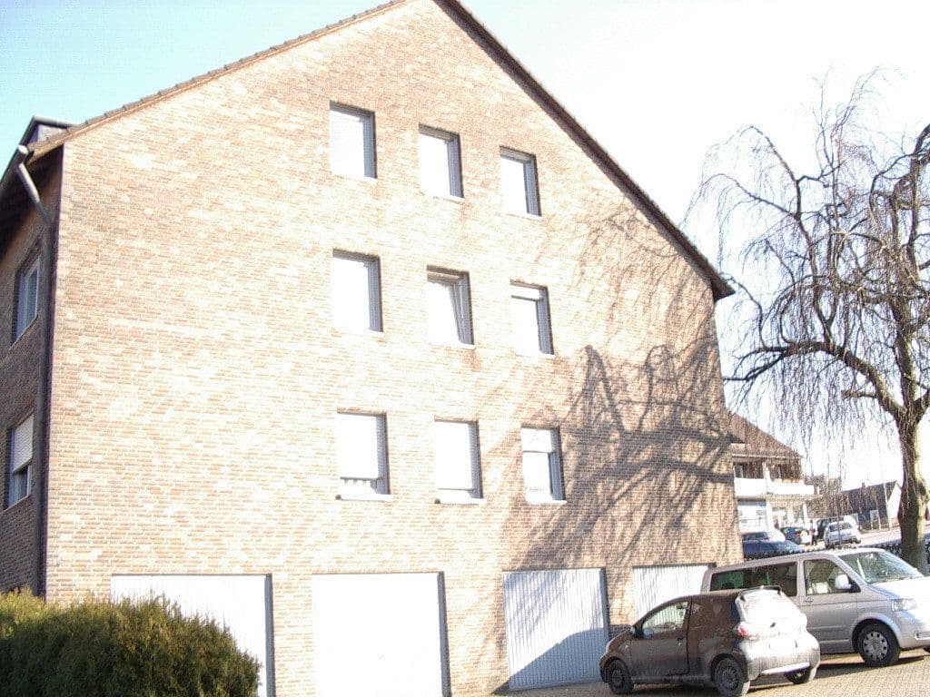 Prodej domu 629 m², pozemek 784 m², An der Flosswiese 2, Burscheid, Severní Porýní-Vestfálsko Prodej domu 629 m², pozemek 784 m², An der Flosswiese 2, Burscheid, Severní Porýní-Vestfálsko