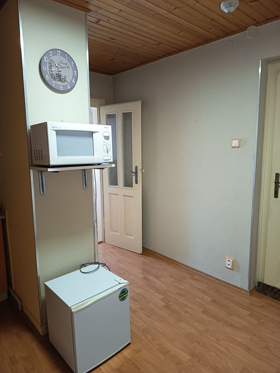 Pronájem bytu 1+1 32 m², Zikmunda Wintra, Plzeň, Plzeňský kraj Pronájem bytu 1+1 32 m², Zikmunda Wintra, Plzeň, Plzeňský kraj