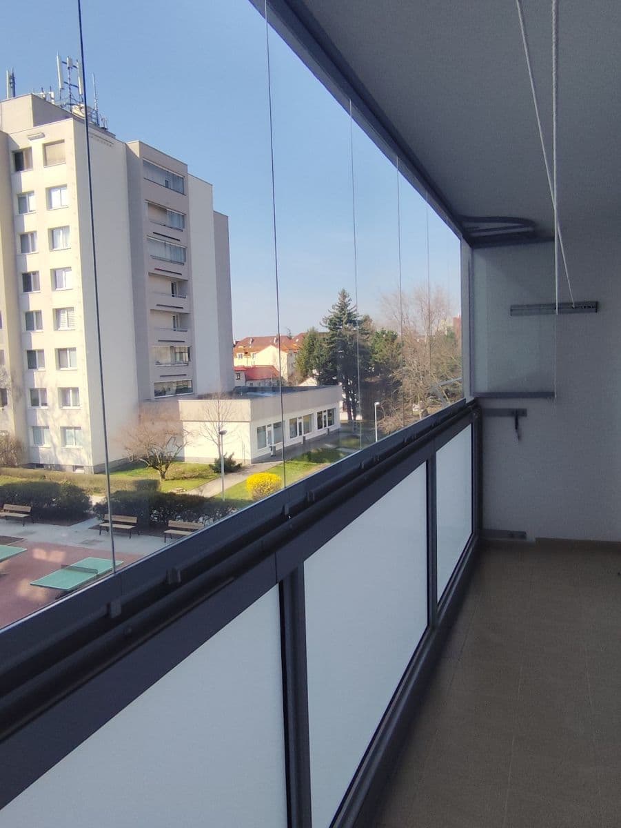 Pronájem bytu 3+kk 75 m², Ostravská, Praha, Praha Pronájem bytu 3+kk 75 m², Ostravská, Praha, Praha
