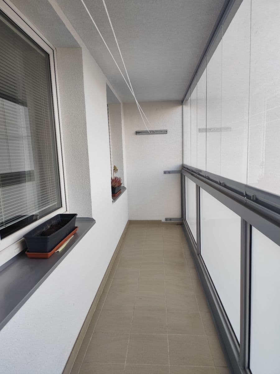 Pronájem bytu 3+kk 75 m², Ostravská, Praha, Praha Pronájem bytu 3+kk 75 m², Ostravská, Praha, Praha