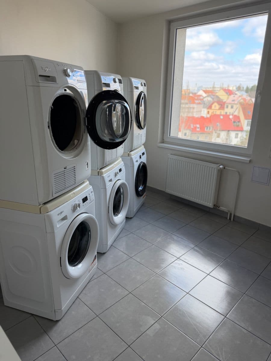 Pronájem bytu 1+kk 24 m², Hornoměcholupská, Praha, Praha Pronájem bytu 1+kk 24 m², Hornoměcholupská, Praha, Praha