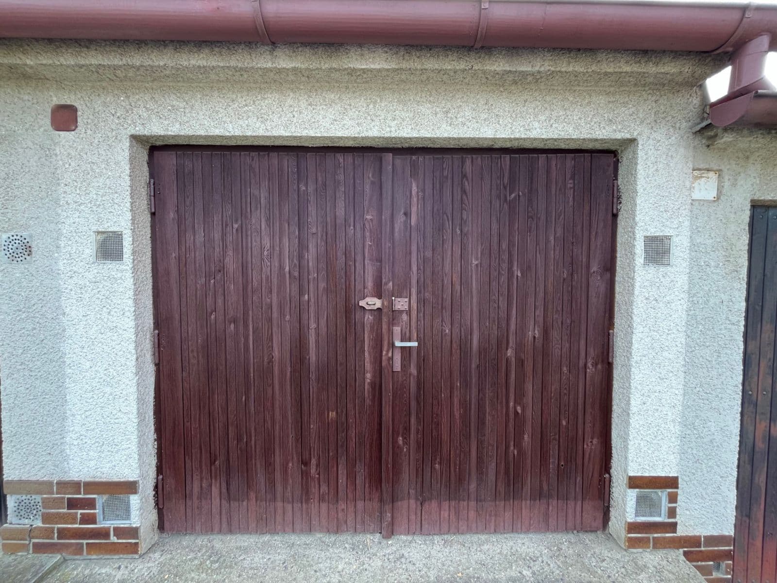 Prodej garáže 19 m², Nádražní, Klatovy, Plzeňský kraj Prodej garáže 19 m², Nádražní, Klatovy, Plzeňský kraj