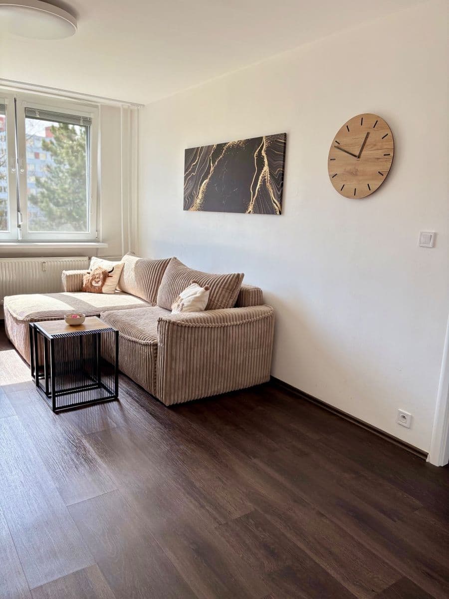 Prodej bytu 2+kk 43 m², Neapolská, Praha, Praha Prodej bytu 2+kk 43 m², Neapolská, Praha, Praha