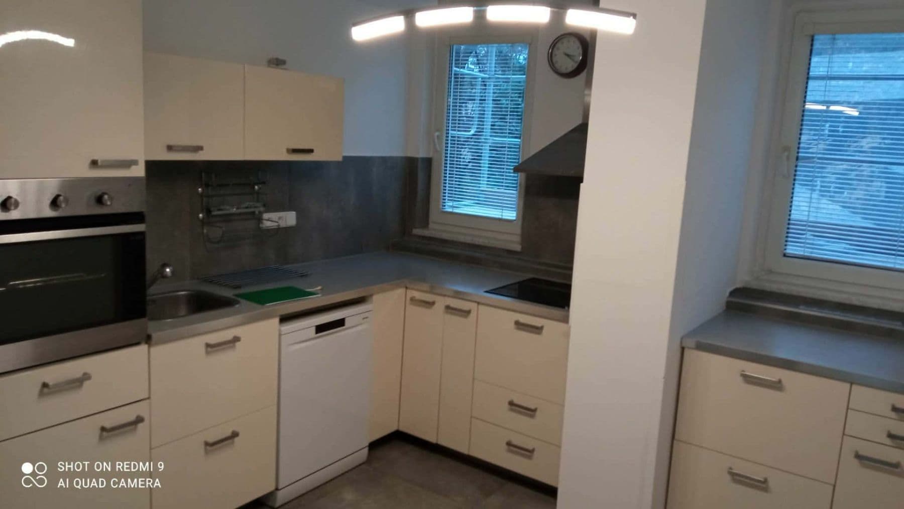 Prodej bytu 3+1 78 m², Dukelská, Zlín, Zlínský kraj Prodej bytu 3+1 78 m², Dukelská, Zlín, Zlínský kraj