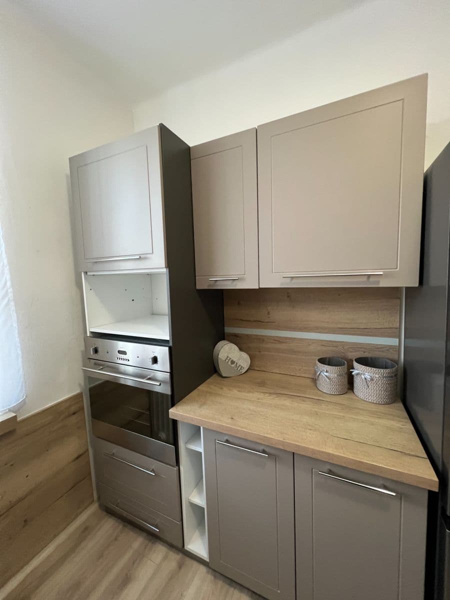 Pronájem domu 90 m², pozemek 254 m², 28. října, Opava, Moravskoslezský kraj Pronájem domu 90 m², pozemek 254 m², 28. října, Opava, Moravskoslezský kraj