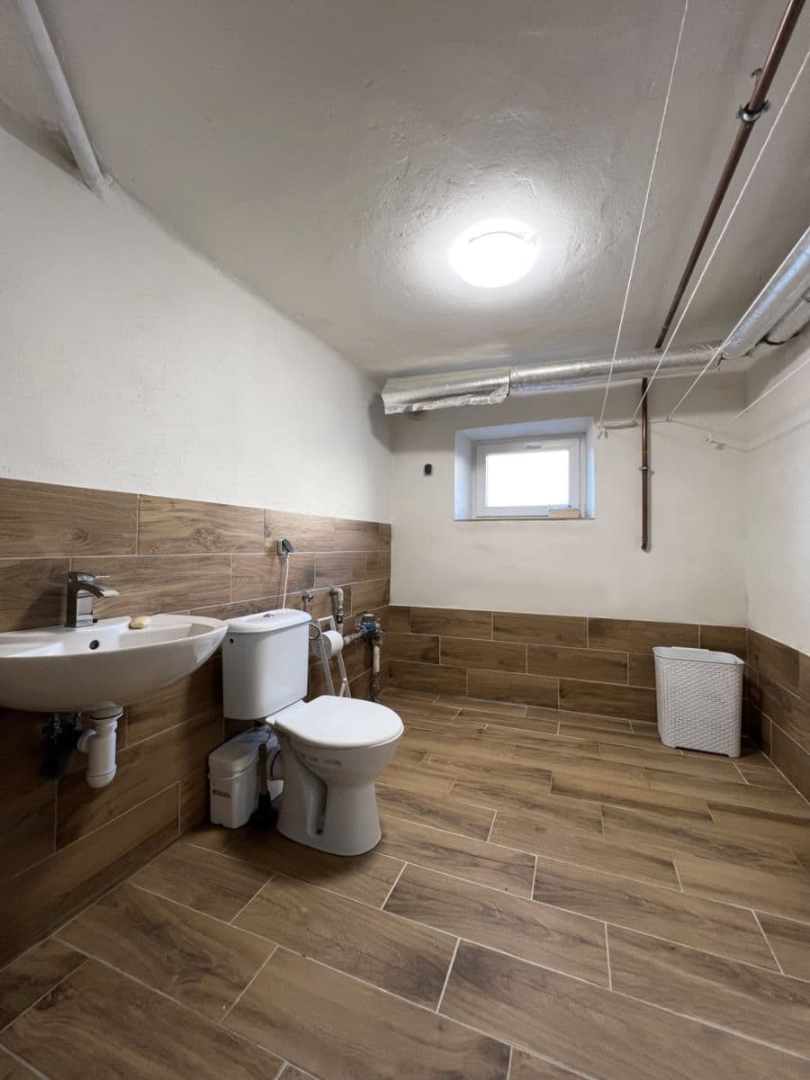 Pronájem domu 90 m², pozemek 254 m², 28. října, Opava, Moravskoslezský kraj Pronájem domu 90 m², pozemek 254 m², 28. října, Opava, Moravskoslezský kraj