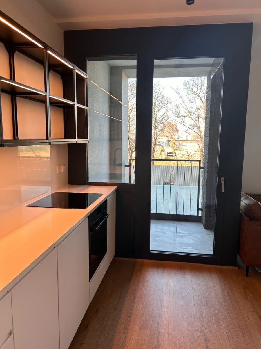 Prodej bytu 1+kk 32 m², U Lihovaru, Praha, Praha Prodej bytu 1+kk 32 m², U Lihovaru, Praha, Praha