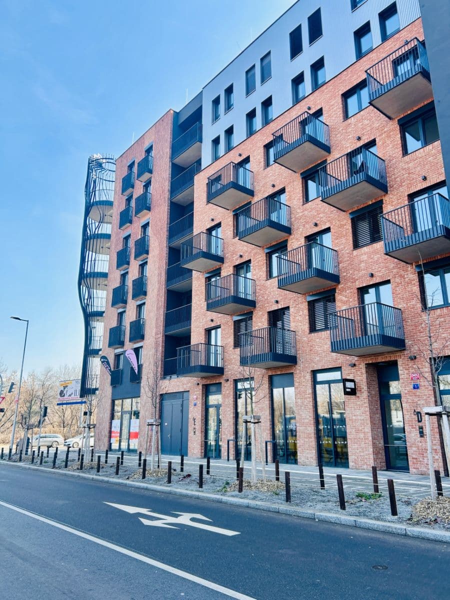 Prodej bytu 1+kk 32 m², U Lihovaru, Praha, Praha Prodej bytu 1+kk 32 m², U Lihovaru, Praha, Praha