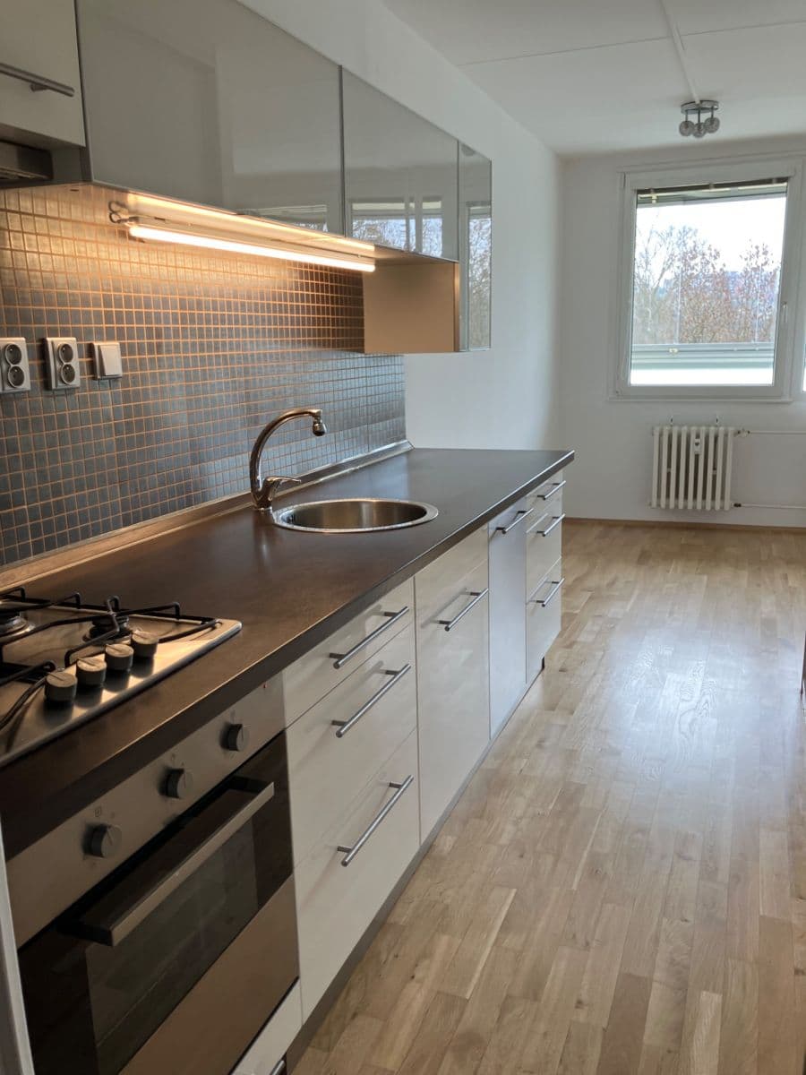 Prodej bytu 3+1 92 m², Aubrechtové, Praha, Praha Prodej bytu 3+1 92 m², Aubrechtové, Praha, Praha
