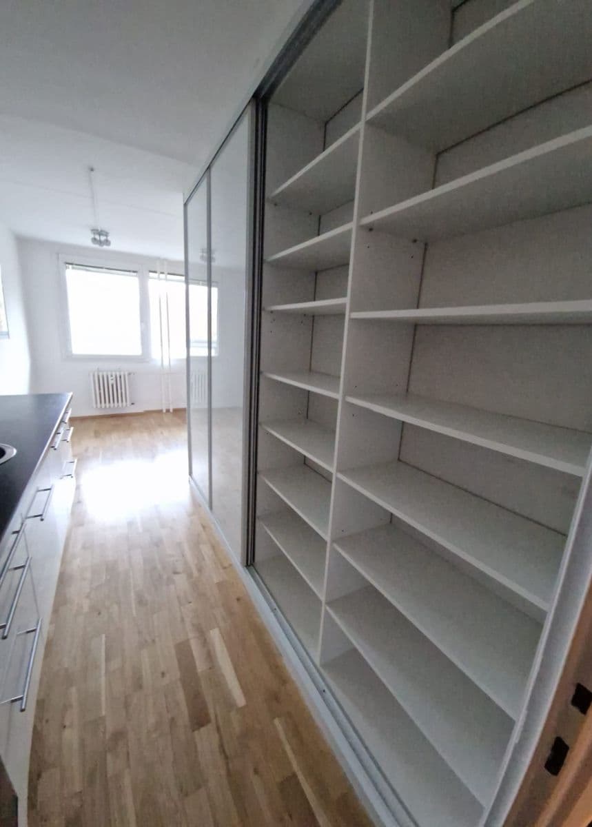 Prodej bytu 3+1 81 m², Aubrechtové, Praha, Praha Prodej bytu 3+1 81 m², Aubrechtové, Praha, Praha
