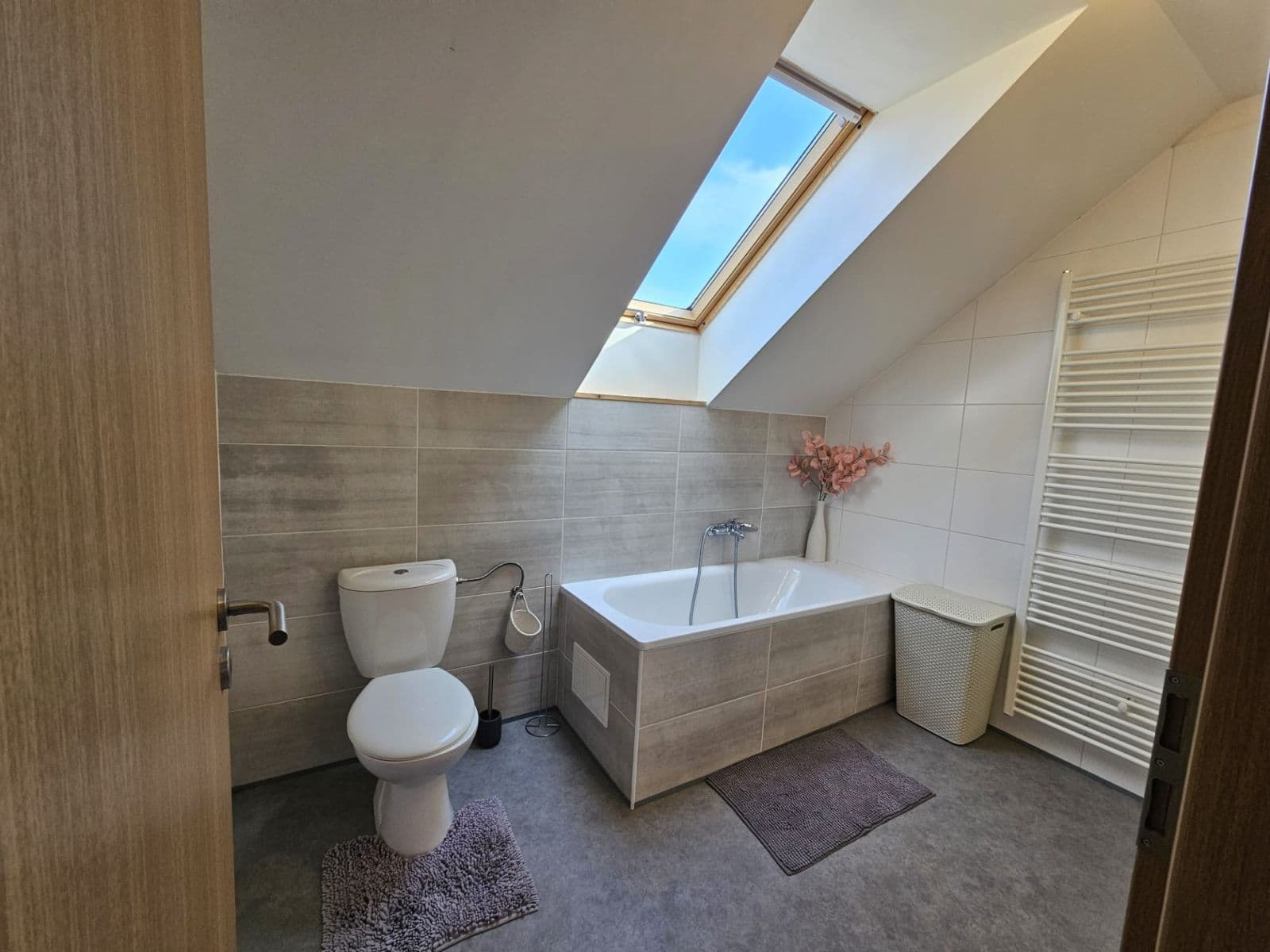 Prodej domu 120 m², pozemek 100 m², Soběslavova, Kladno, Středočeský kraj Prodej domu 120 m², pozemek 100 m², Soběslavova, Kladno, Středočeský kraj