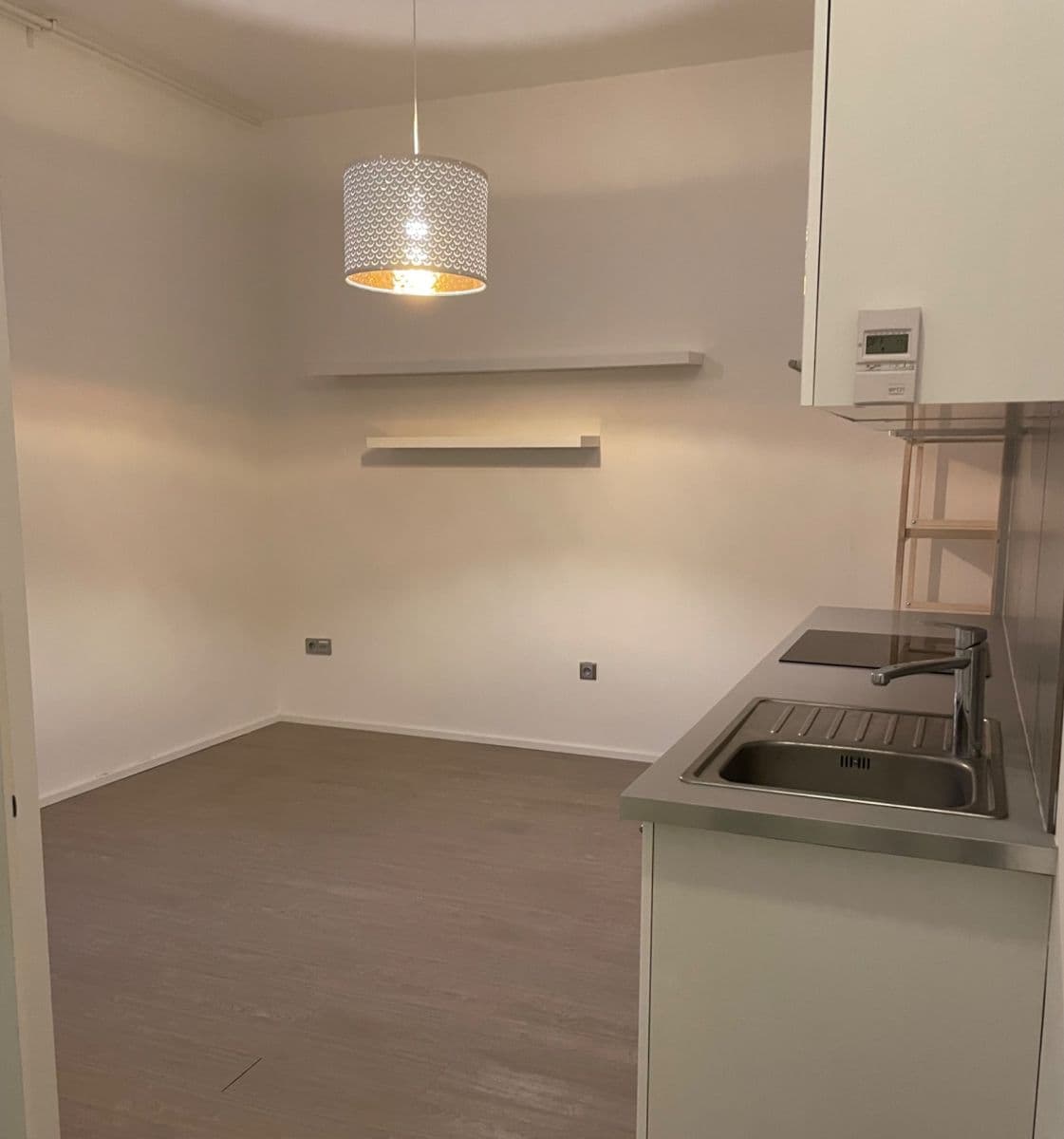 Pronájem bytu 2+kk 34 m², Zahradnická, Brno, Jihomoravský kraj Pronájem bytu 2+kk 34 m², Zahradnická, Brno, Jihomoravský kraj
