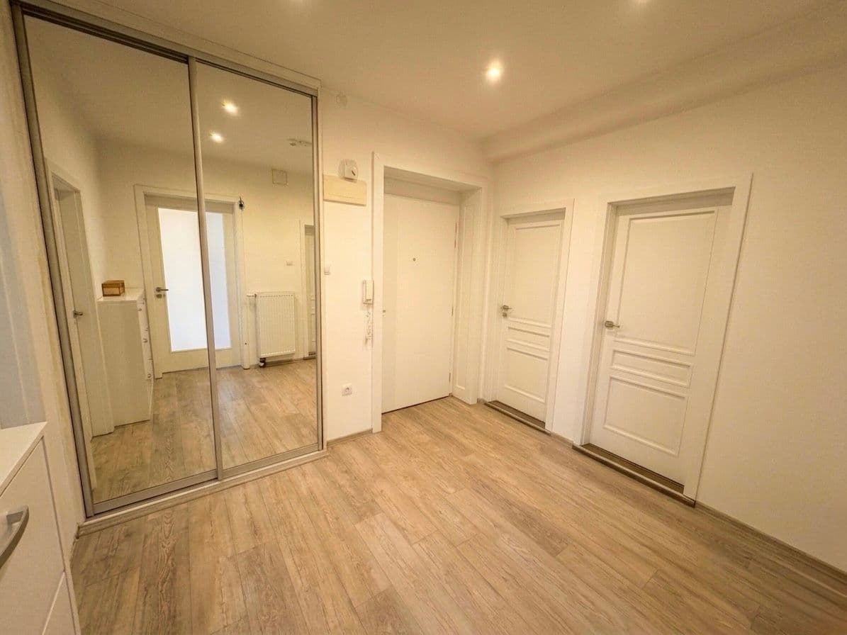 Prodej bytu 3+kk 72 m², Na Zlatnici, Praha, Praha Prodej bytu 3+kk 72 m², Na Zlatnici, Praha, Praha