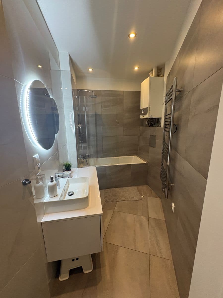 Prodej bytu 3+kk 72 m², Na Zlatnici, Praha, Praha Prodej bytu 3+kk 72 m², Na Zlatnici, Praha, Praha