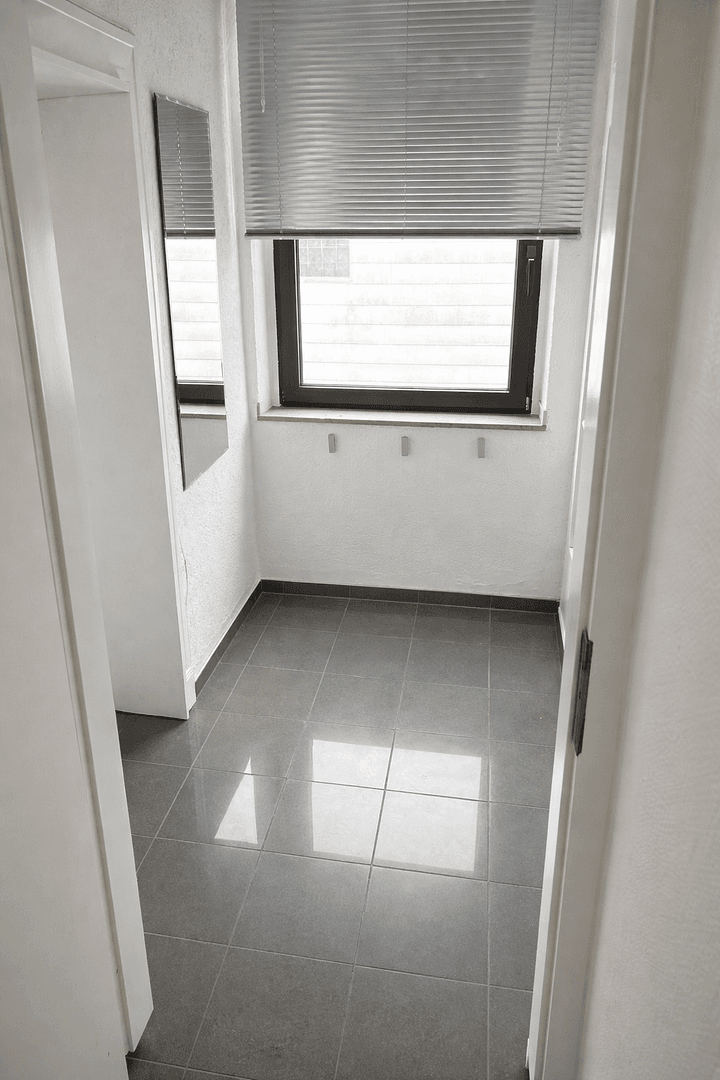 Pronájem bytu 3+1 110 m², Neckarstr.6, Mönchengladbach, Severní Porýní-Vestfálsko Pronájem bytu 3+1 110 m², Neckarstr.6, Mönchengladbach, Severní Porýní-Vestfálsko