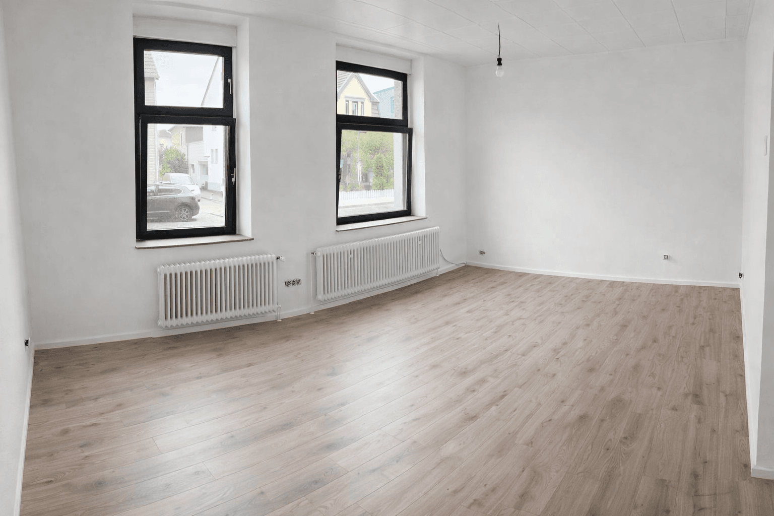 Pronájem bytu 3+1 90 m², Neckarstr.6, Mönchengladbach, Severní Porýní-Vestfálsko Pronájem bytu 3+1 90 m², Neckarstr.6, Mönchengladbach, Severní Porýní-Vestfálsko