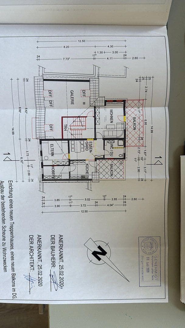 Prodej domu 350 m², pozemek 316 m², Im Stelle, Dettingen unter Teck, Bádensko-Württembersko Prodej domu 350 m², pozemek 316 m², Im Stelle, Dettingen unter Teck, Bádensko-Württembersko