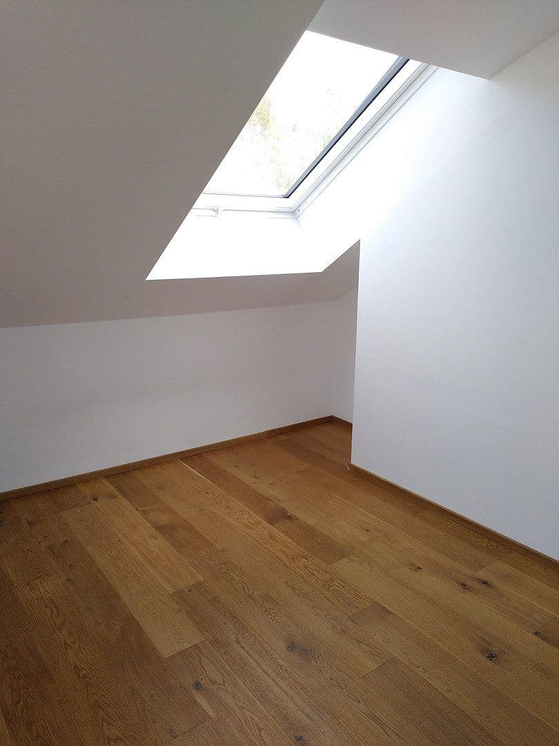 Prodej bytu 4+1 82 m², Baden-Baden, Bádensko-Württembersko Prodej bytu 4+1 82 m², Baden-Baden, Bádensko-Württembersko