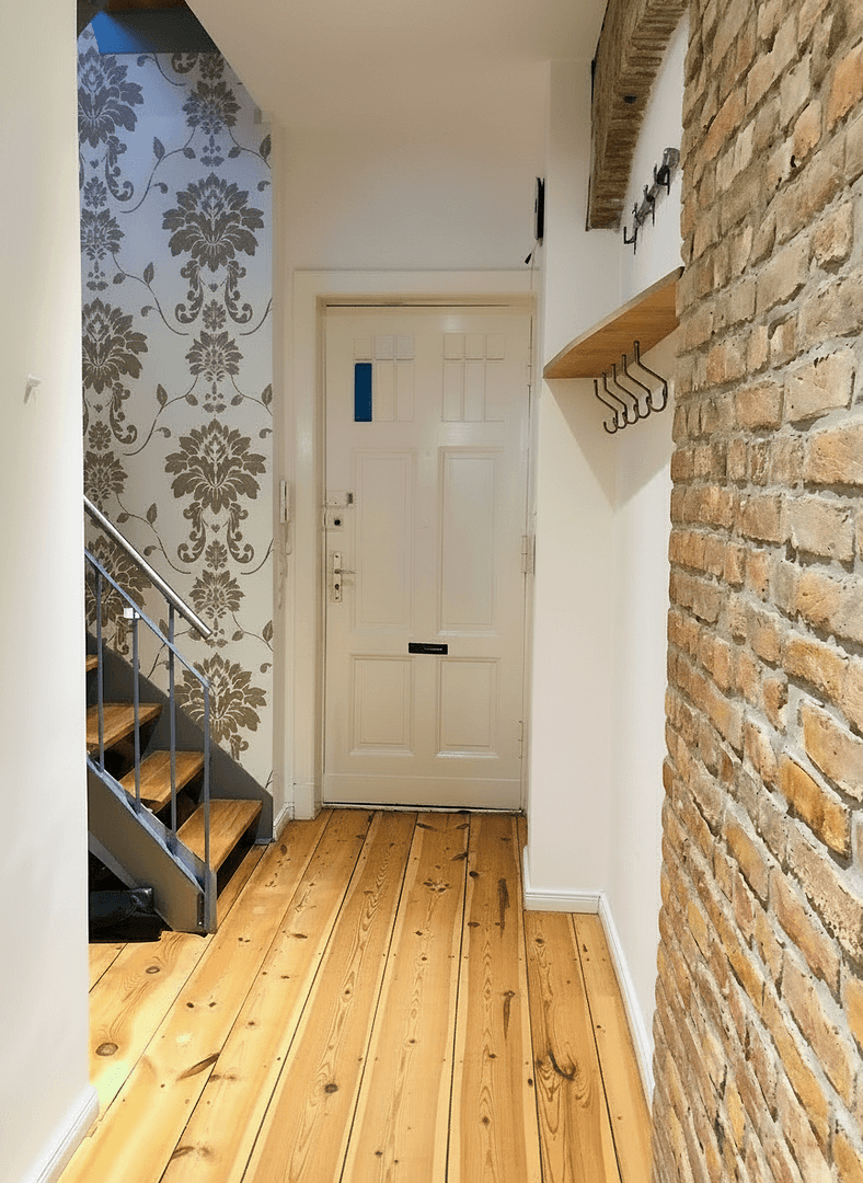 Prodej bytu 4+1 150 m², Berlin, Berlín Prodej bytu 4+1 150 m², Berlin, Berlín