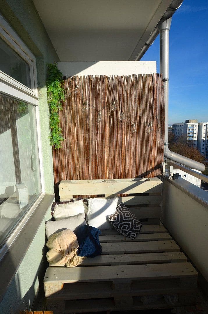 Pronájem bytu 1+1 30 m², Cosimastraße 232, München, Bavorsko Pronájem bytu 1+1 30 m², Cosimastraße 232, München, Bavorsko