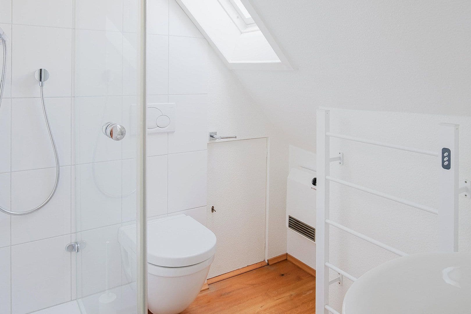 Prodej domu 286 m², pozemek 1.116 m², Krefeld, Severní Porýní-Vestfálsko Prodej domu 286 m², pozemek 1.116 m², Krefeld, Severní Porýní-Vestfálsko