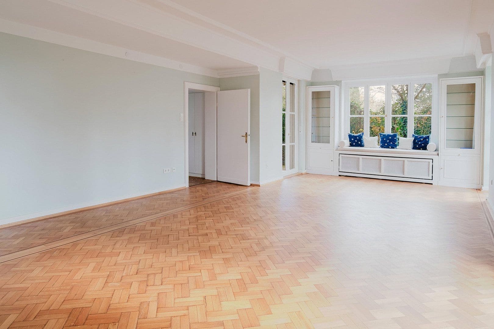 Prodej domu 286 m², pozemek 1.116 m², Krefeld, Severní Porýní-Vestfálsko Prodej domu 286 m², pozemek 1.116 m², Krefeld, Severní Porýní-Vestfálsko