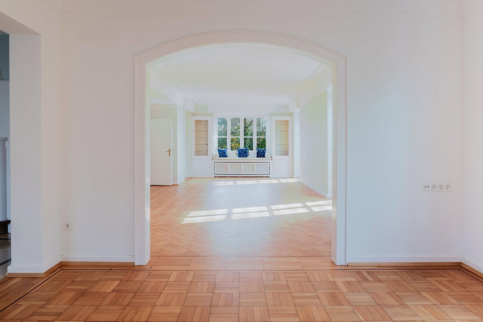 Prodej domu 286 m², pozemek 1.116 m², Krefeld, Severní Porýní-Vestfálsko Prodej domu 286 m², pozemek 1.116 m², Krefeld, Severní Porýní-Vestfálsko