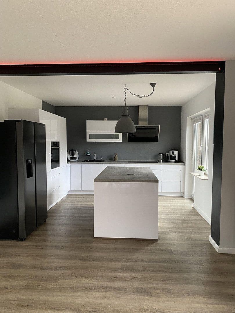 Prodej domu 134 m², pozemek 800 m², Hanstedt, Dolní Sasko Prodej domu 134 m², pozemek 800 m², Hanstedt, Dolní Sasko