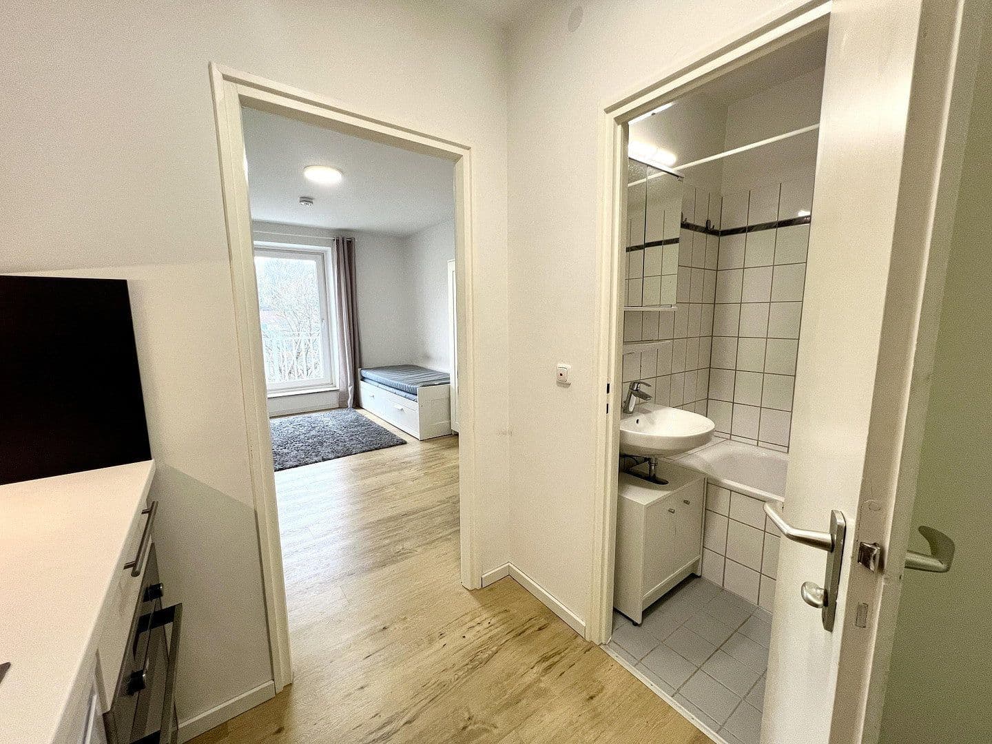 Pronájem bytu 1+1 22 m², Falkenstraße 33, München, Bavorsko Pronájem bytu 1+1 22 m², Falkenstraße 33, München, Bavorsko