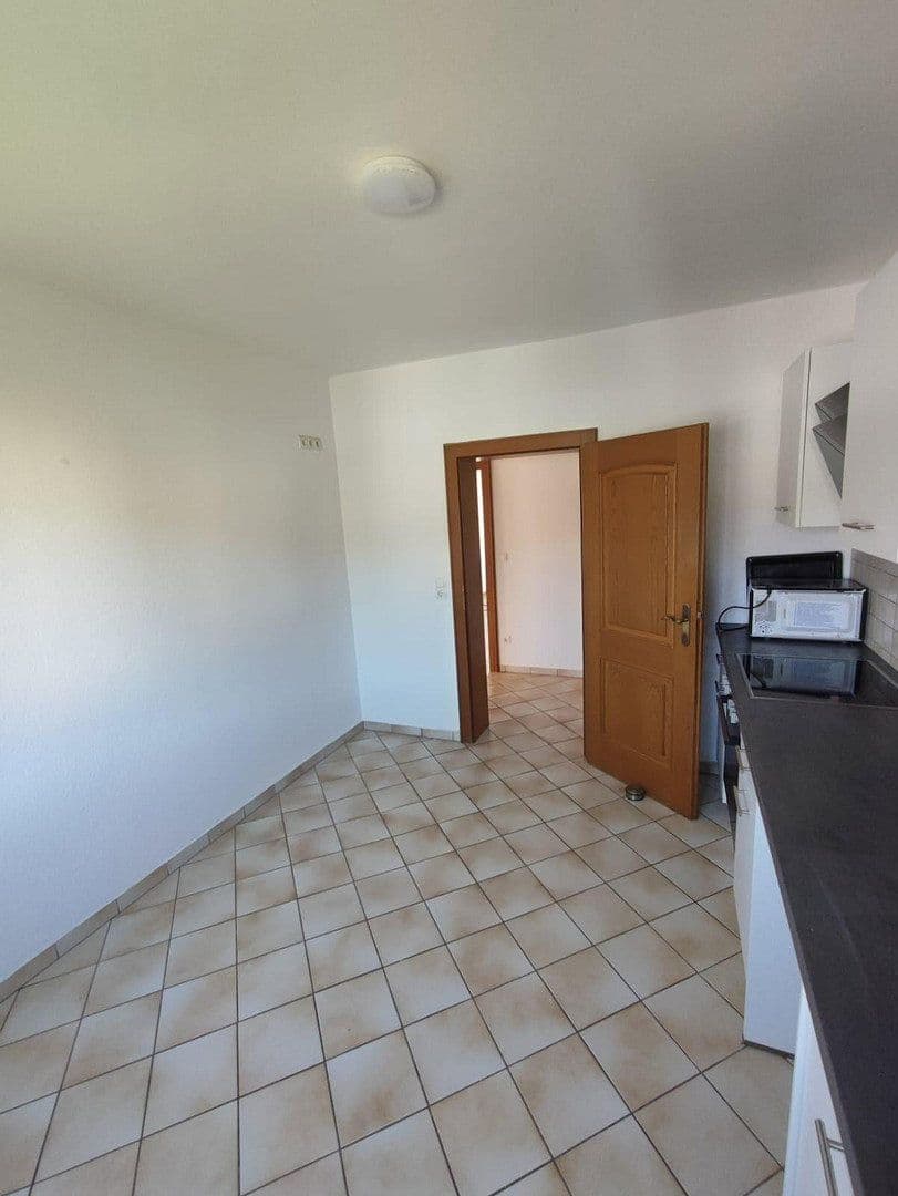 Pronájem bytu 4+1 109 m², Wiesloch, Bádensko-Württembersko Pronájem bytu 4+1 109 m², Wiesloch, Bádensko-Württembersko