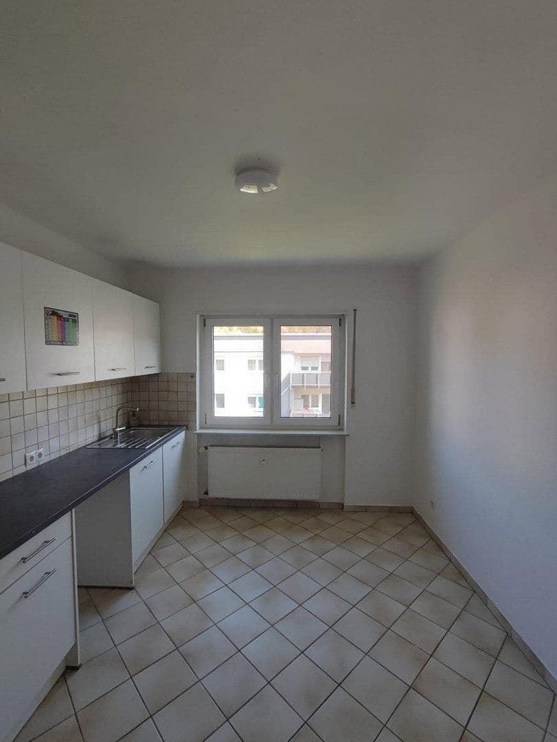 Pronájem bytu 4+1 109 m², Wiesloch, Bádensko-Württembersko Pronájem bytu 4+1 109 m², Wiesloch, Bádensko-Württembersko