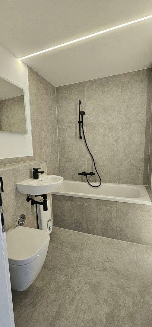 Prodej bytu 3+1 72 m², Wolfsburg, Dolní Sasko Prodej bytu 3+1 72 m², Wolfsburg, Dolní Sasko