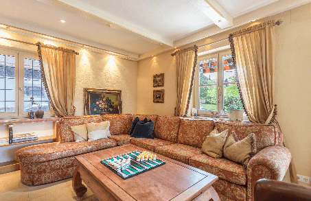 Prodej domu 165 m², pozemek 996 m², Hochgernweg 47, Unterwössen, Bavorsko Prodej domu 165 m², pozemek 996 m², Hochgernweg 47, Unterwössen, Bavorsko