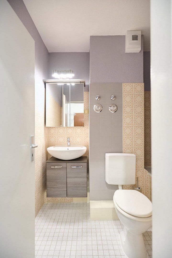 Pronájem bytu 1+1 38 m², Hamburg, Hamburg Pronájem bytu 1+1 38 m², Hamburg, Hamburg