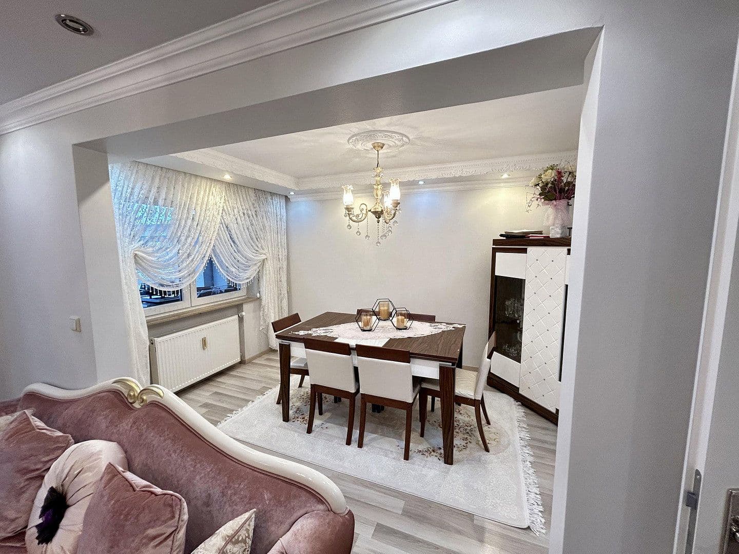 Prodej bytu 4+kk 102 m², Mainhardter str. 23, Ludwigsburg, Bádensko-Württembersko Prodej bytu 4+kk 102 m², Mainhardter str. 23, Ludwigsburg, Bádensko-Württembersko