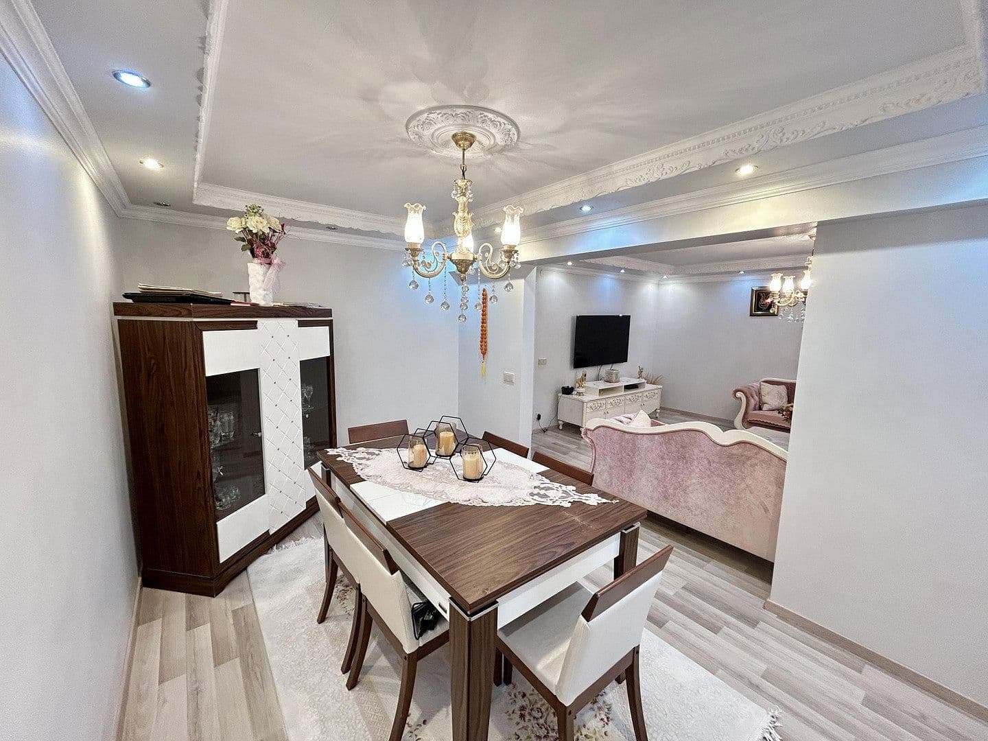 Prodej bytu 4+kk 102 m², Mainhardter str. 23, Ludwigsburg, Bádensko-Württembersko Prodej bytu 4+kk 102 m², Mainhardter str. 23, Ludwigsburg, Bádensko-Württembersko