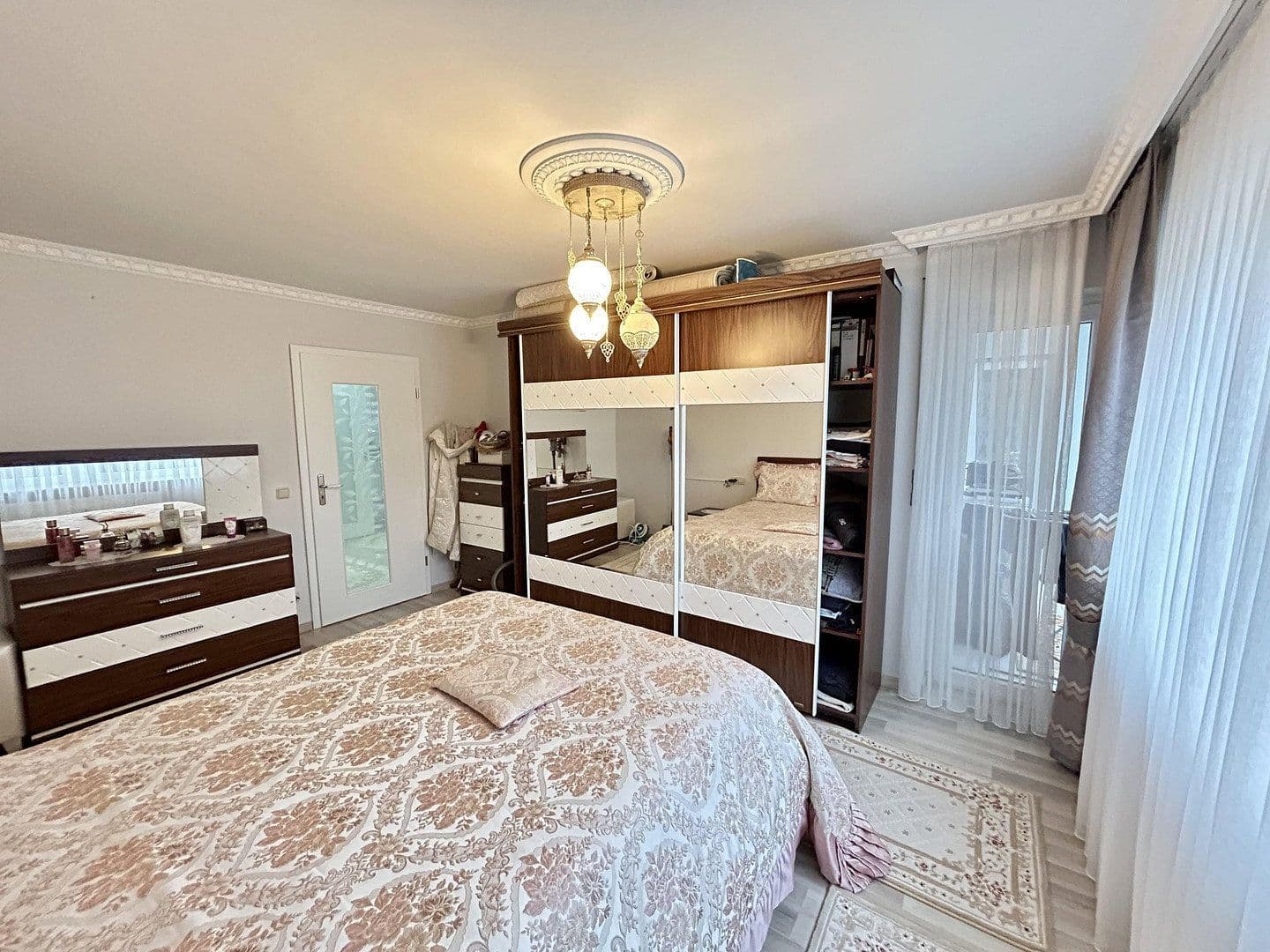 Prodej bytu 4+kk 102 m², Mainhardter str. 23, Ludwigsburg, Bádensko-Württembersko Prodej bytu 4+kk 102 m², Mainhardter str. 23, Ludwigsburg, Bádensko-Württembersko