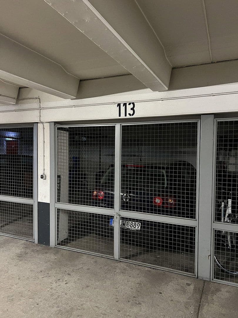 Pronájem bytu 2+1 50 m², Reichenaustraße 25, München, Bavorsko Pronájem bytu 2+1 50 m², Reichenaustraße 25, München, Bavorsko