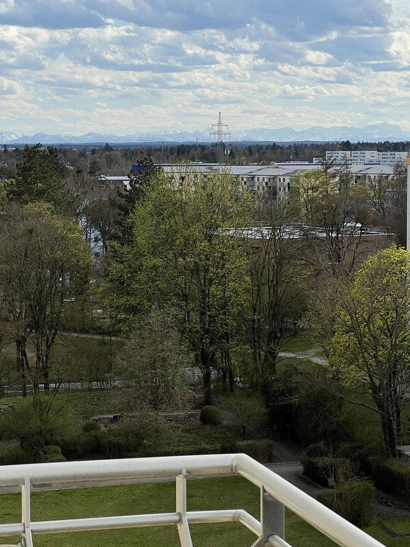 Pronájem bytu 2+1 50 m², Reichenaustraße 25, München, Bavorsko Pronájem bytu 2+1 50 m², Reichenaustraße 25, München, Bavorsko