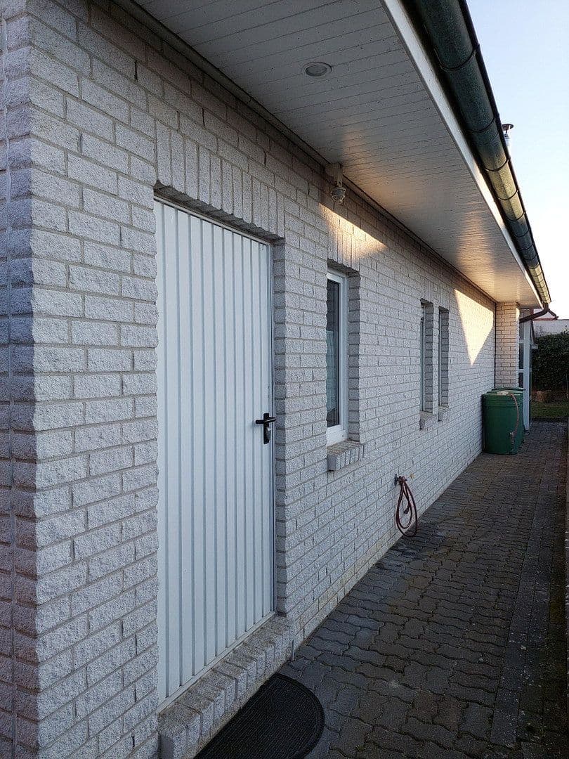 Prodej domu 121 m², pozemek 423 m², Röbel/Müritz, Mecklenburg-Vorpommern Prodej domu 121 m², pozemek 423 m², Röbel/Müritz, Mecklenburg-Vorpommern