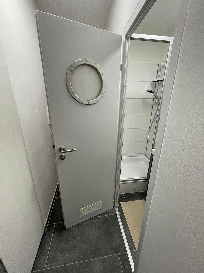 Pronájem bytu 1+1 23 m², Hanselmannstraße, München, Bavorsko Pronájem bytu 1+1 23 m², Hanselmannstraße, München, Bavorsko