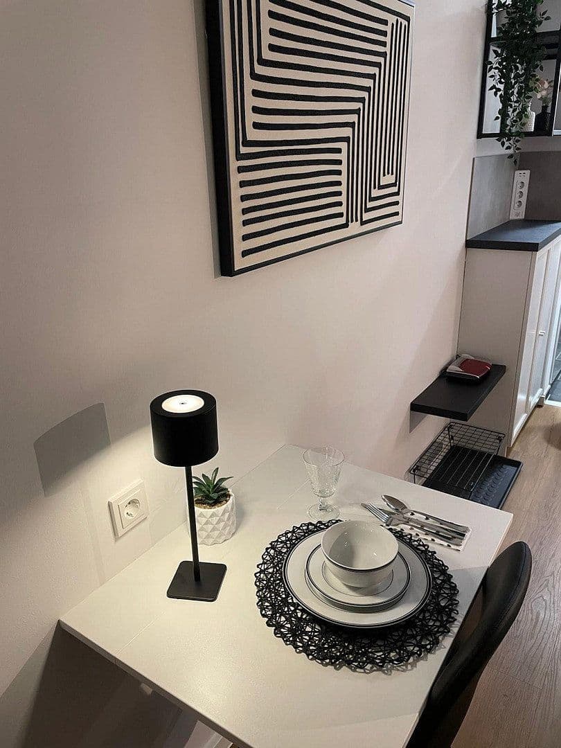 Pronájem bytu 1+1 23 m², Hanselmannstraße, München, Bavorsko Pronájem bytu 1+1 23 m², Hanselmannstraße, München, Bavorsko