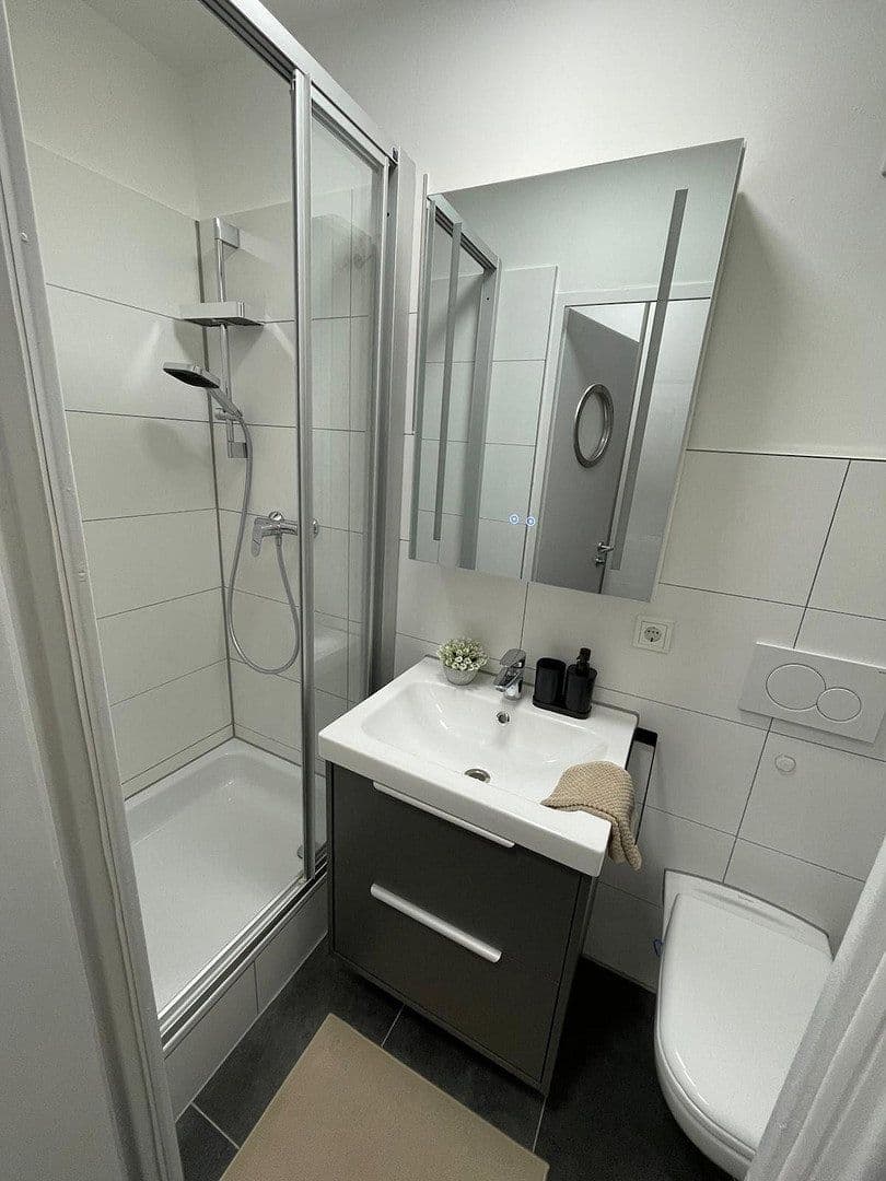 Pronájem bytu 1+1 23 m², Hanselmannstraße, München, Bavorsko Pronájem bytu 1+1 23 m², Hanselmannstraße, München, Bavorsko