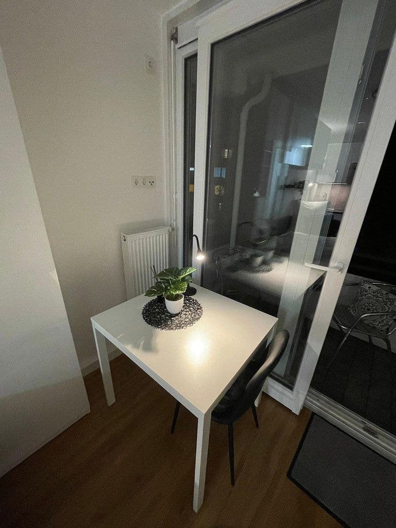 Pronájem bytu 1+1 23 m², Hanselmannstraße, München, Bavorsko Pronájem bytu 1+1 23 m², Hanselmannstraße, München, Bavorsko