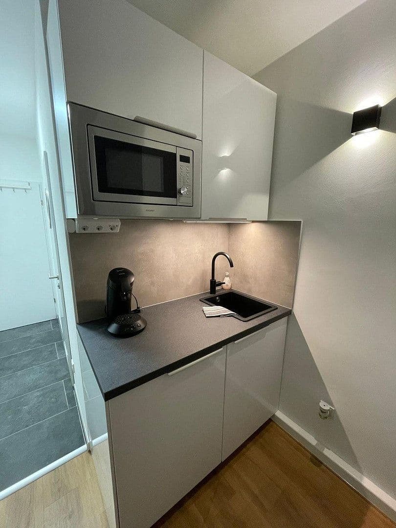 Pronájem bytu 1+1 23 m², Hanselmannstraße, München, Bavorsko Pronájem bytu 1+1 23 m², Hanselmannstraße, München, Bavorsko