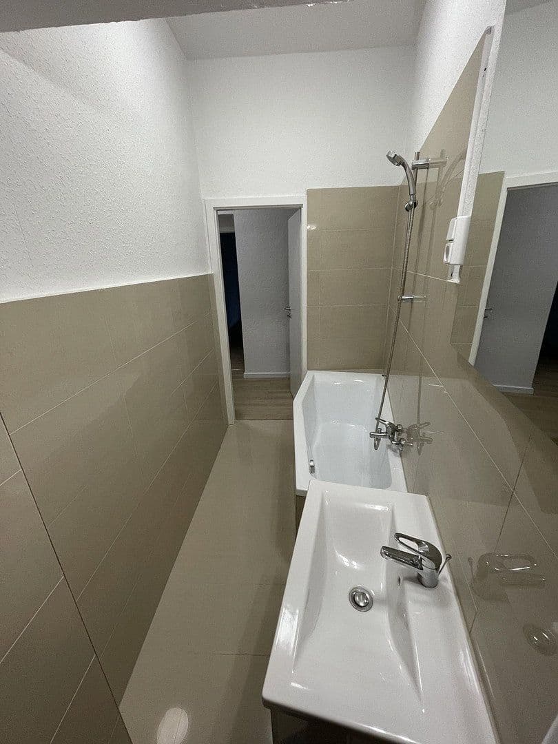 Pronájem bytu 2+1 50 m², Nauener Str., Berlin, Berlín Pronájem bytu 2+1 50 m², Nauener Str., Berlin, Berlín